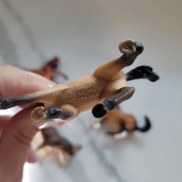 Vintage 1999 Breyer and schleigh Horses & Donkey Figurines Set Of 4 Collectibles - Picture 2 of 7